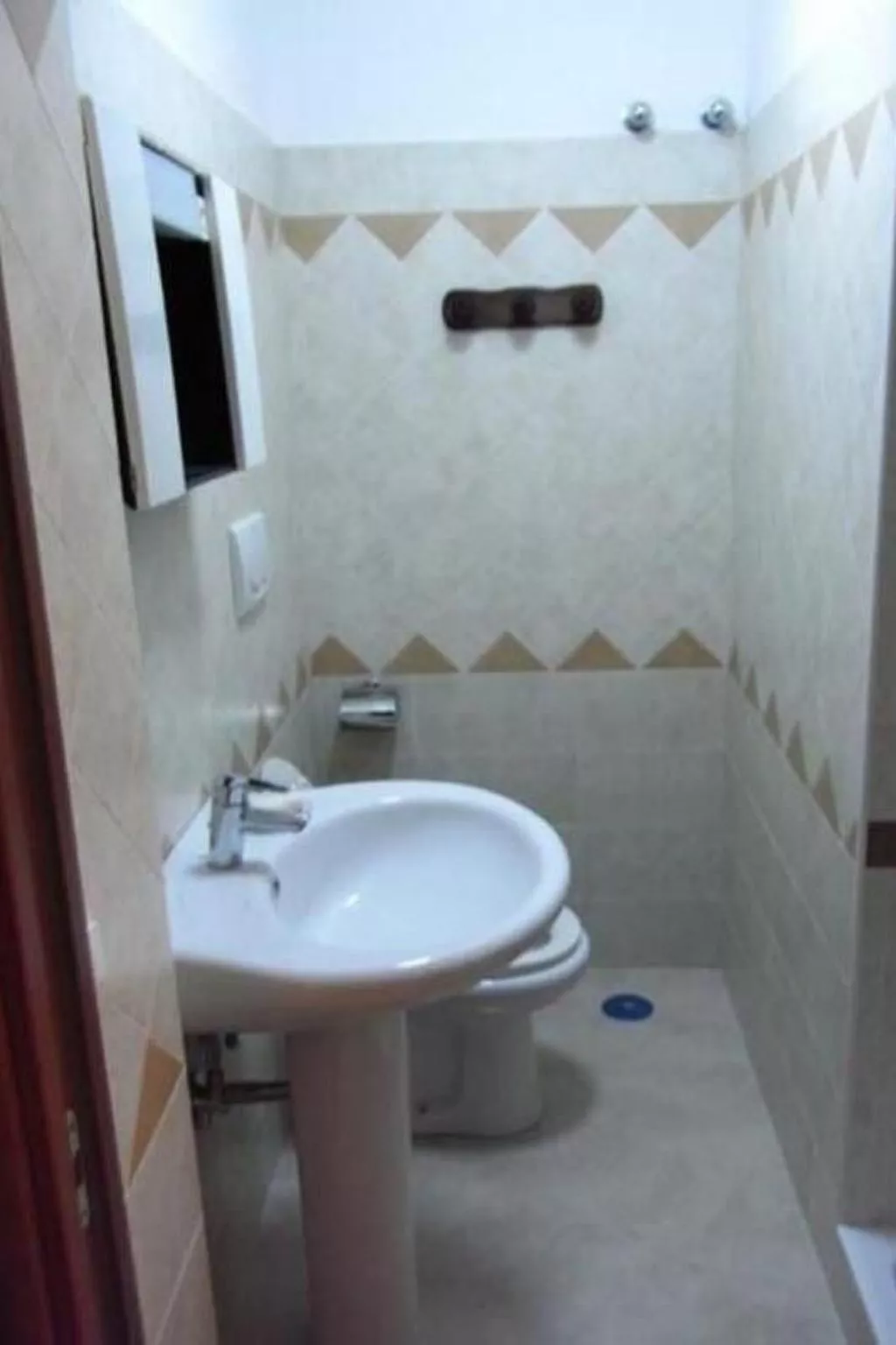 Rosa' Wohnung mit privatem Garten-Image-tags.info