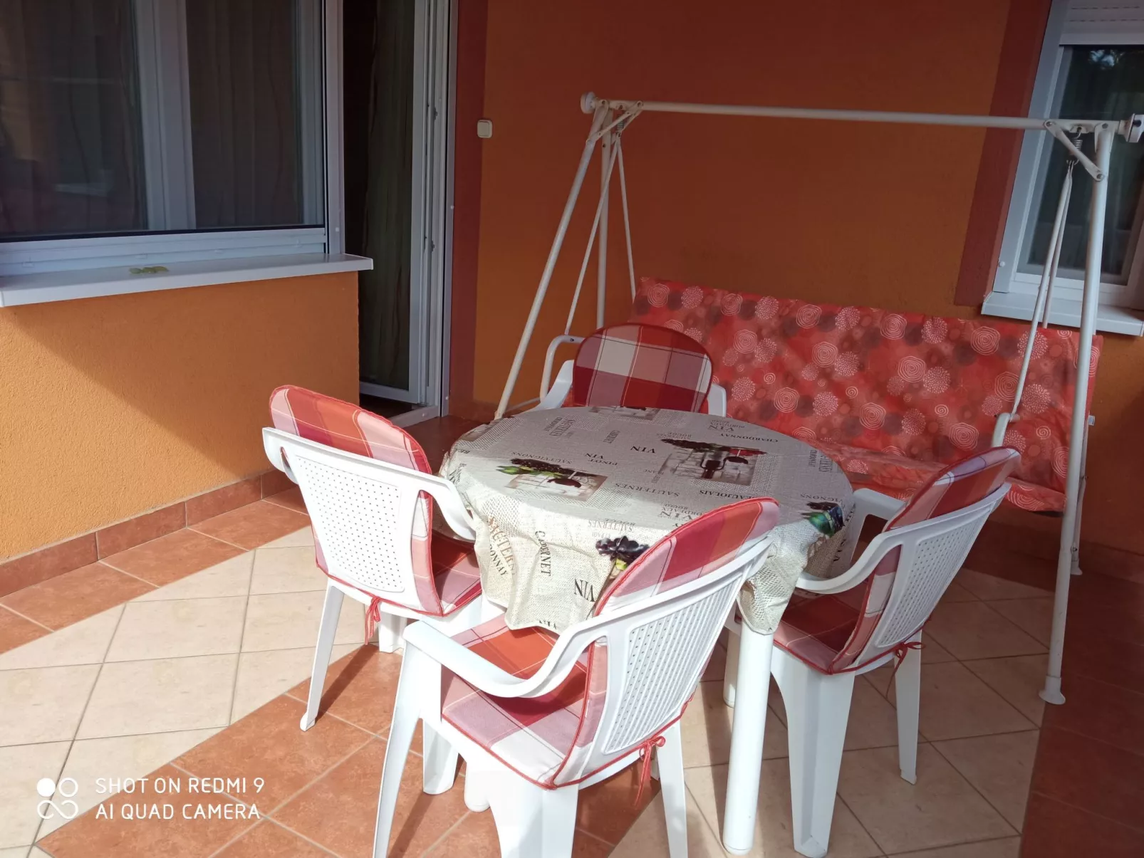 Schönes Appartement-Buiten