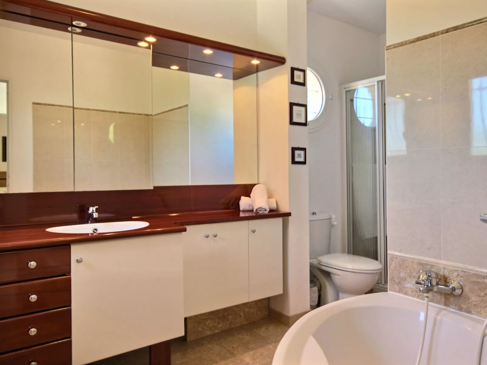 Villa Bois Dore in Valbonne-Binnen