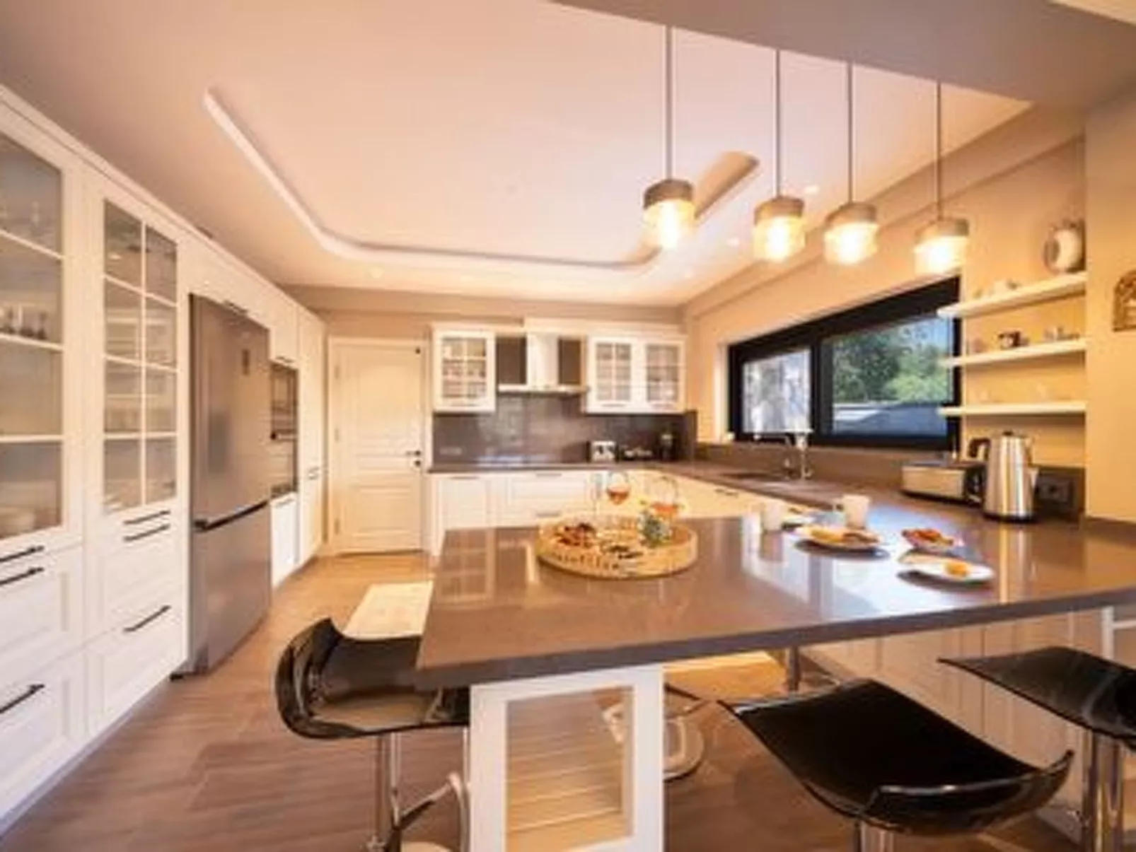 Villa Güney-Image-tags.info