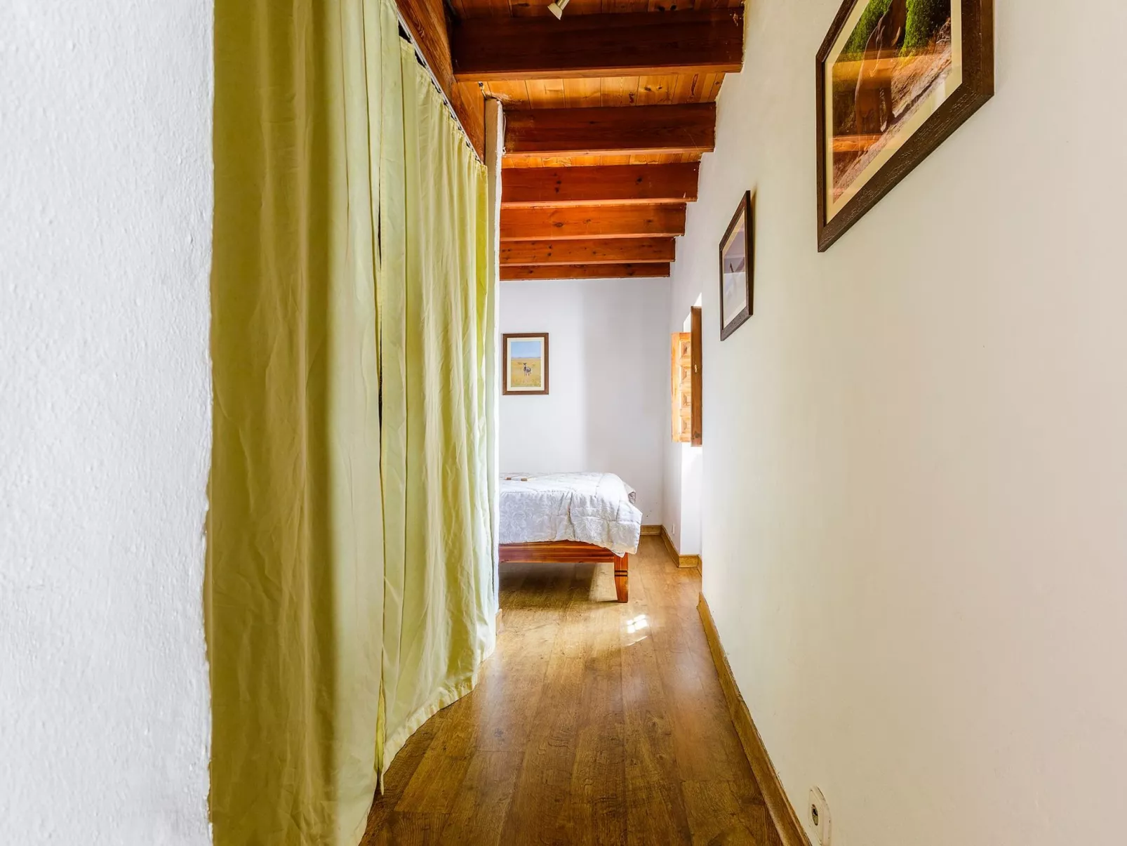 Hundefreundliches Ferienhaus mit privatem Pool-Image-tags.info