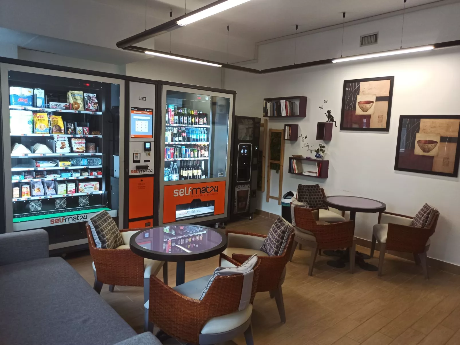 'Aurelia Antica Suite-Image-tags.info