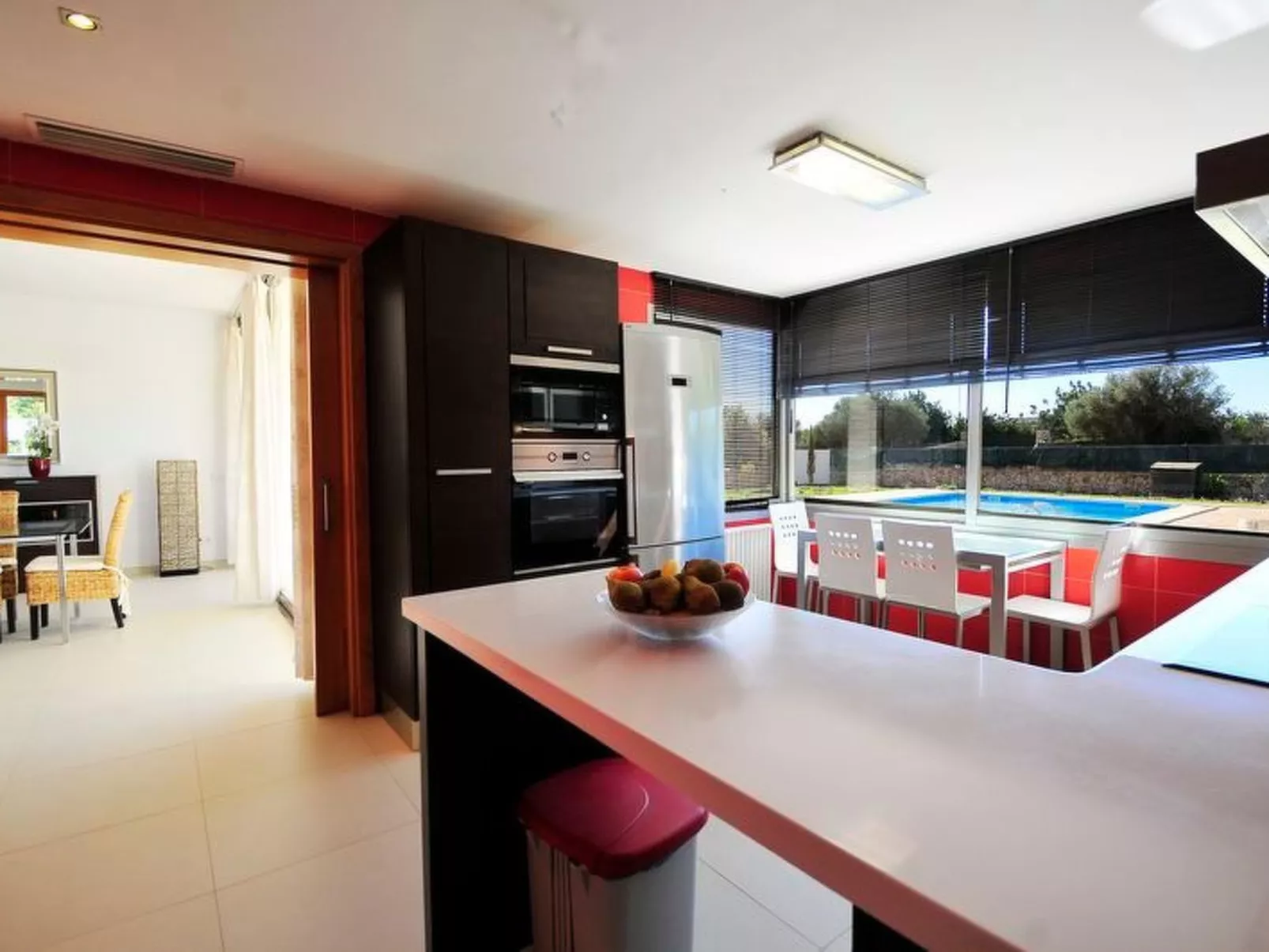 Schönes modernes Ferienhaus C84MLL-Image-tags.info