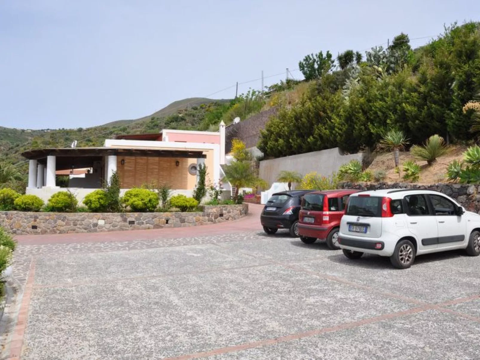 Wohnung 'Ginestra' mit Terrasse-Buiten