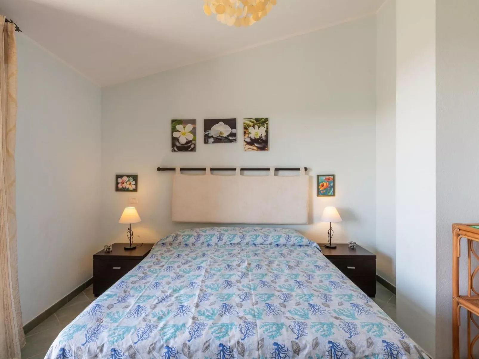 Haus mit Panoramablick in Chia in natürlicher Umgebung-Image-tags.info