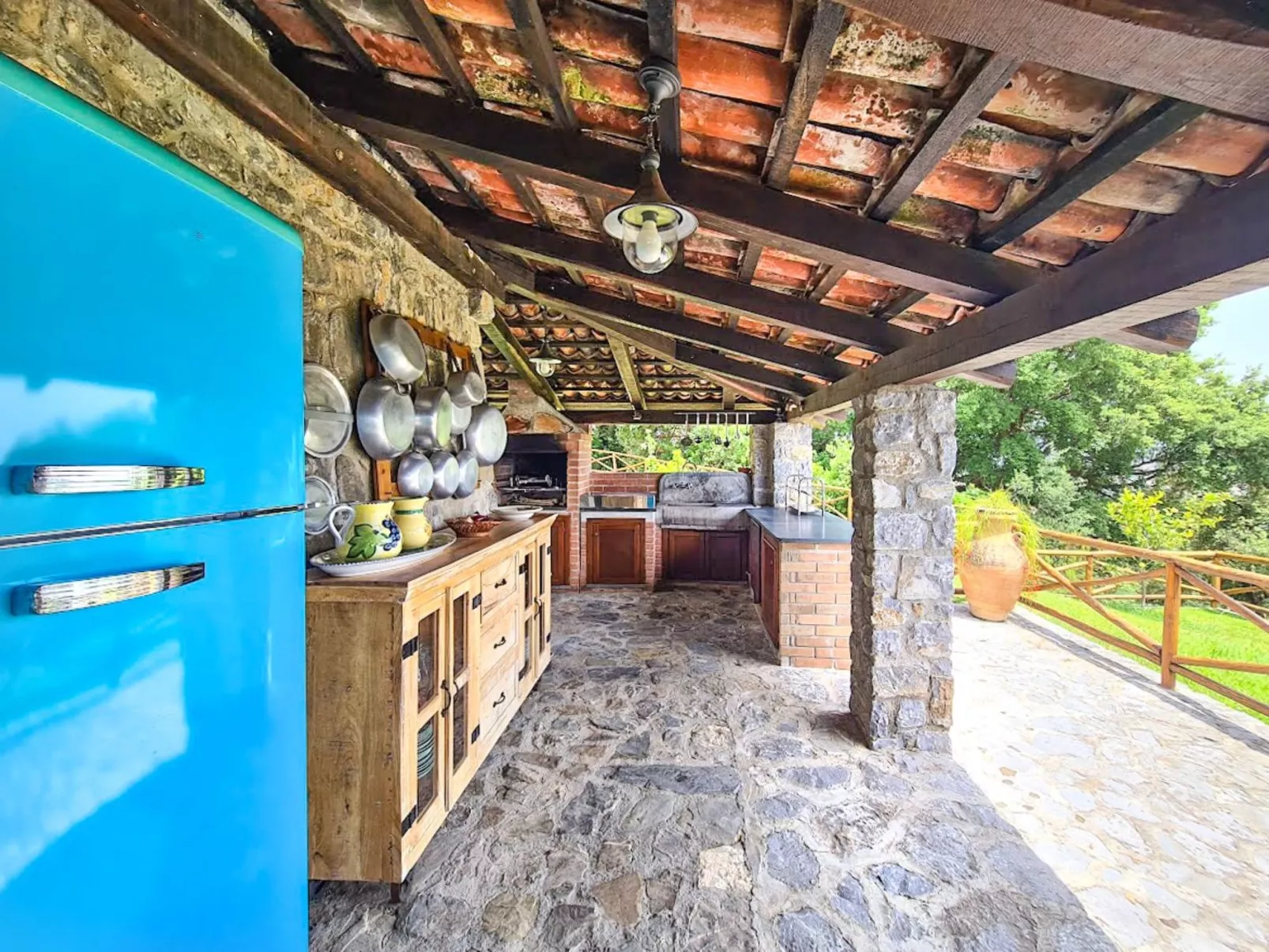 Traumvilla mit Panoramapool-Binnen