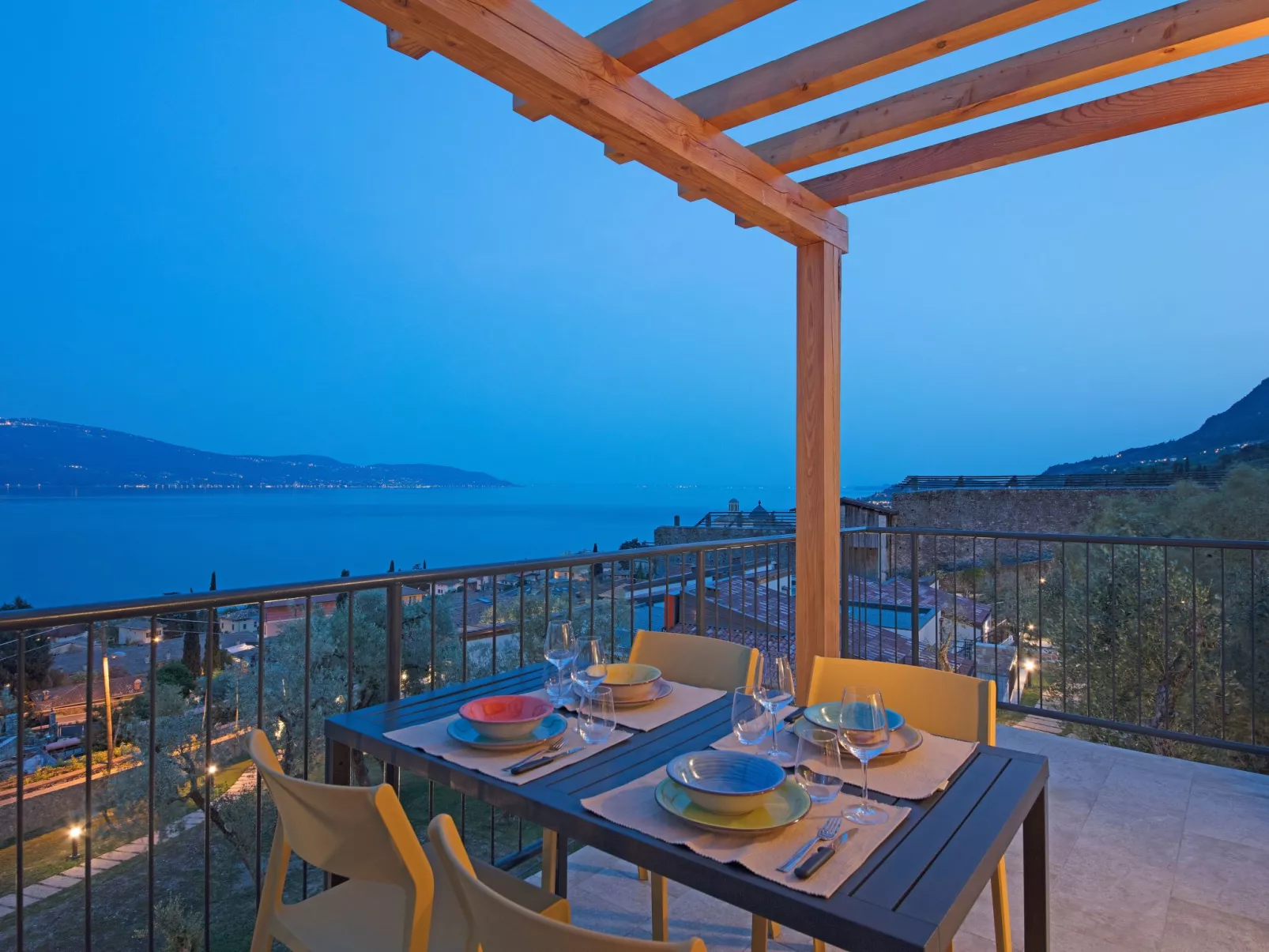 Residence Dany Drei-Zimmer-Wohnung 6 Betten-Buiten