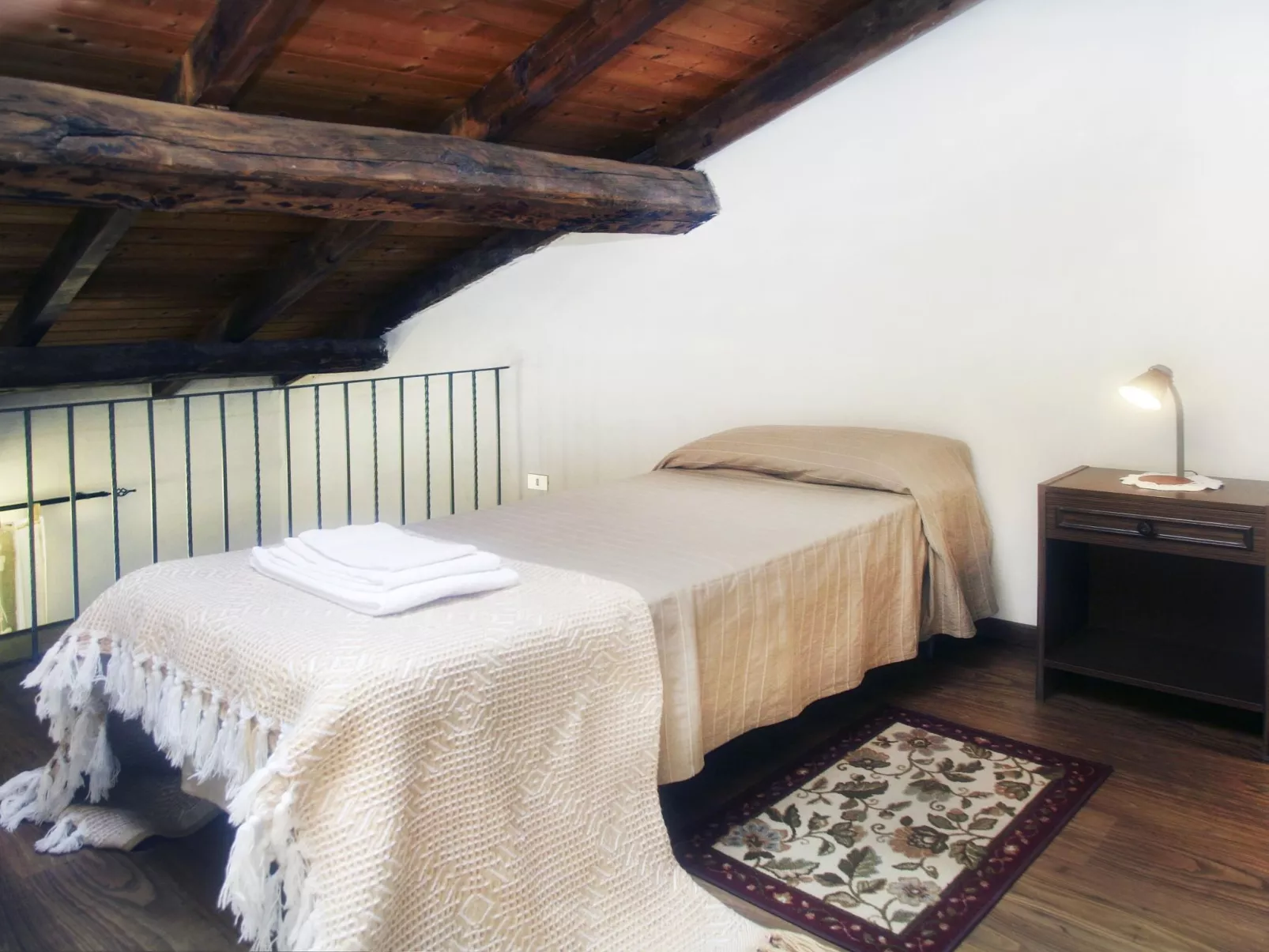 Wohnung 'I Cardi' mit Privatparkplatz-Binnen