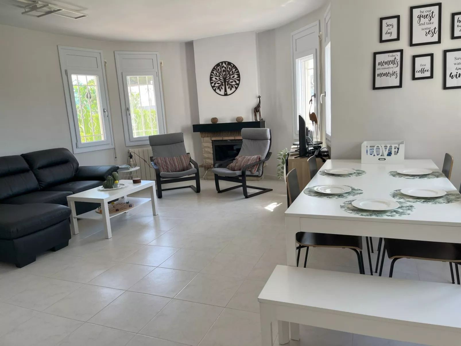 Mit Privatpool in El Casalot-Image-tags.info