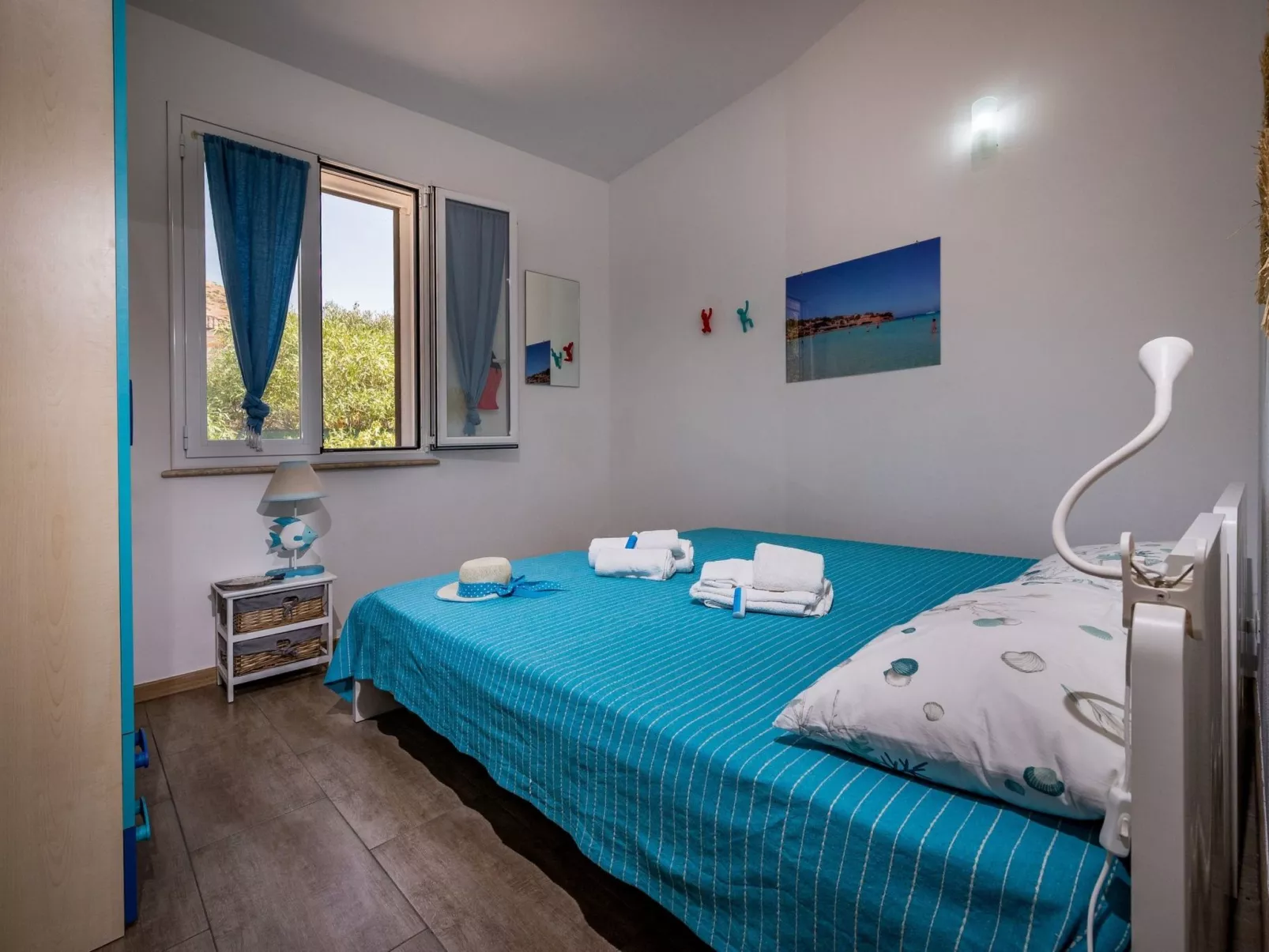 In Castellammare Del Golfo mit Großem Garten und Panoramablick-Image-tags.info