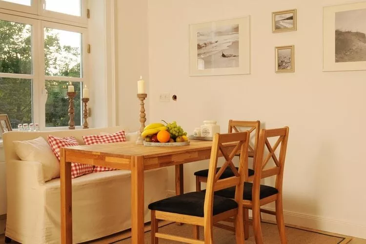 Gutshaus Zicker -Wohnung 4-Eetkamer