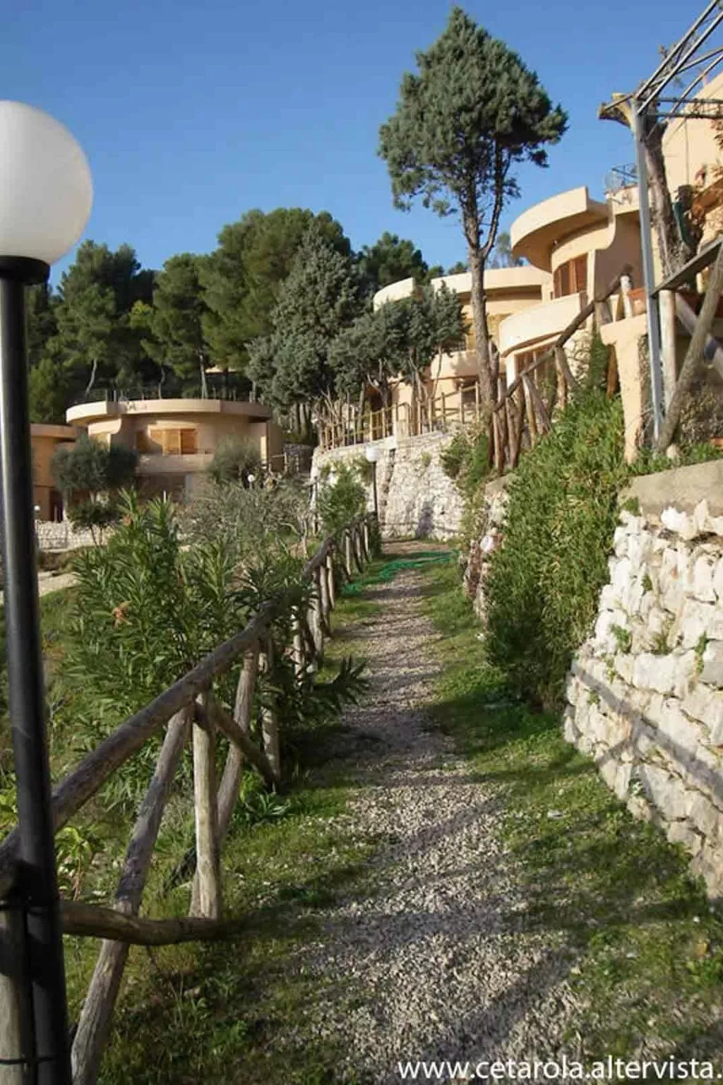 Mit Garten, Grill und Terrasse-Buiten