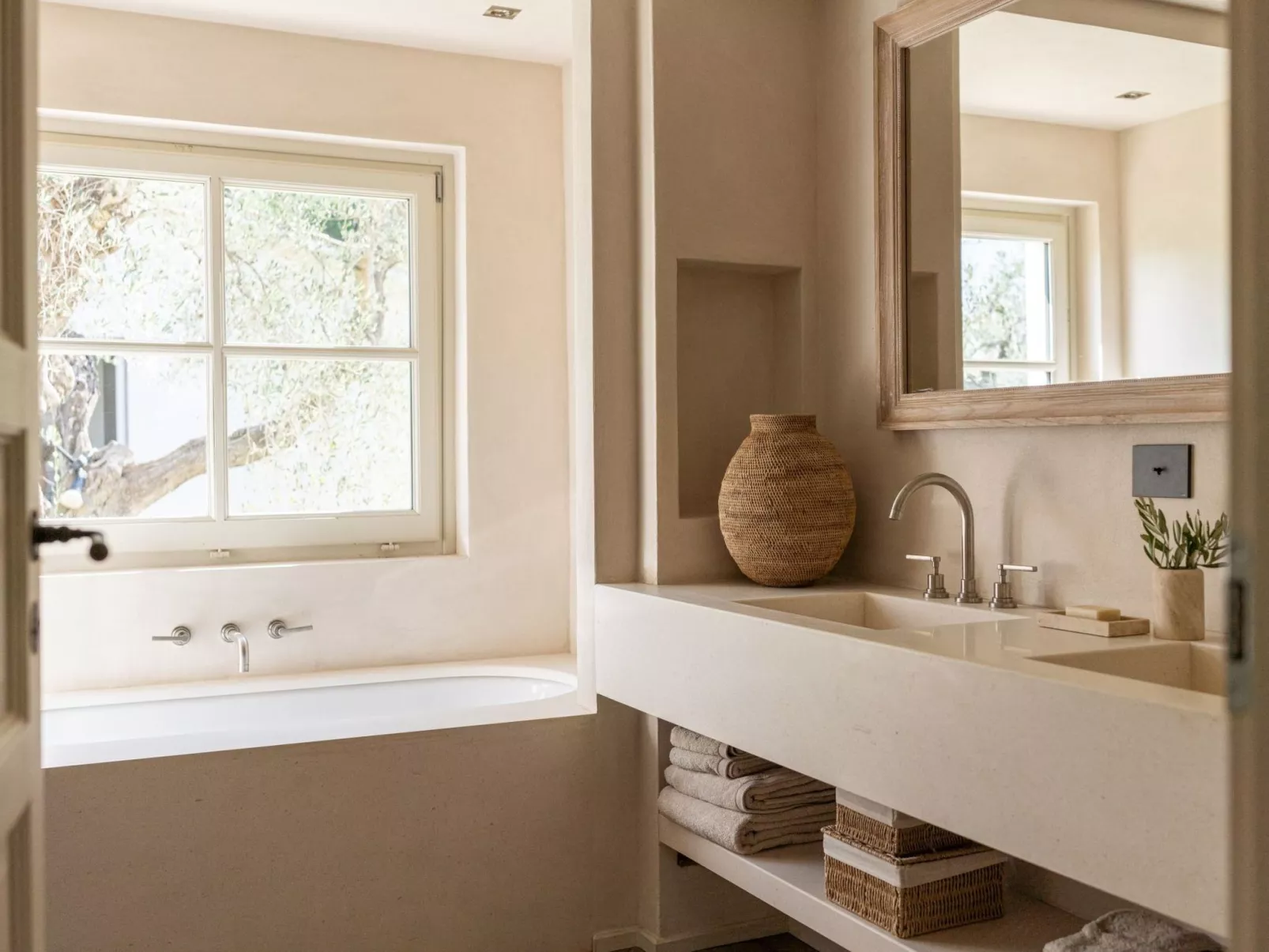 Capalbio Pool-Binnen