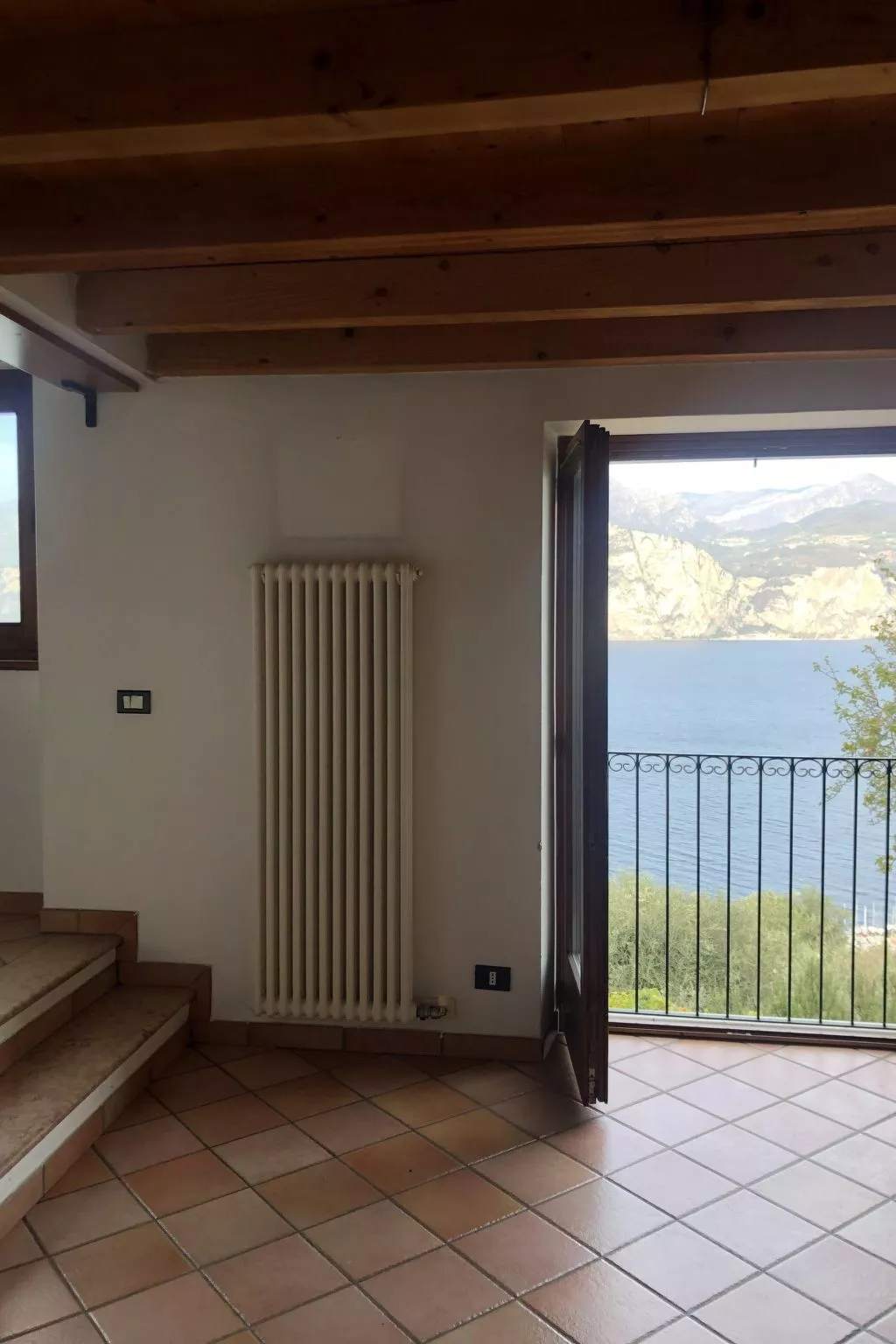 NR 7 CASA MARGHERITA-Binnen