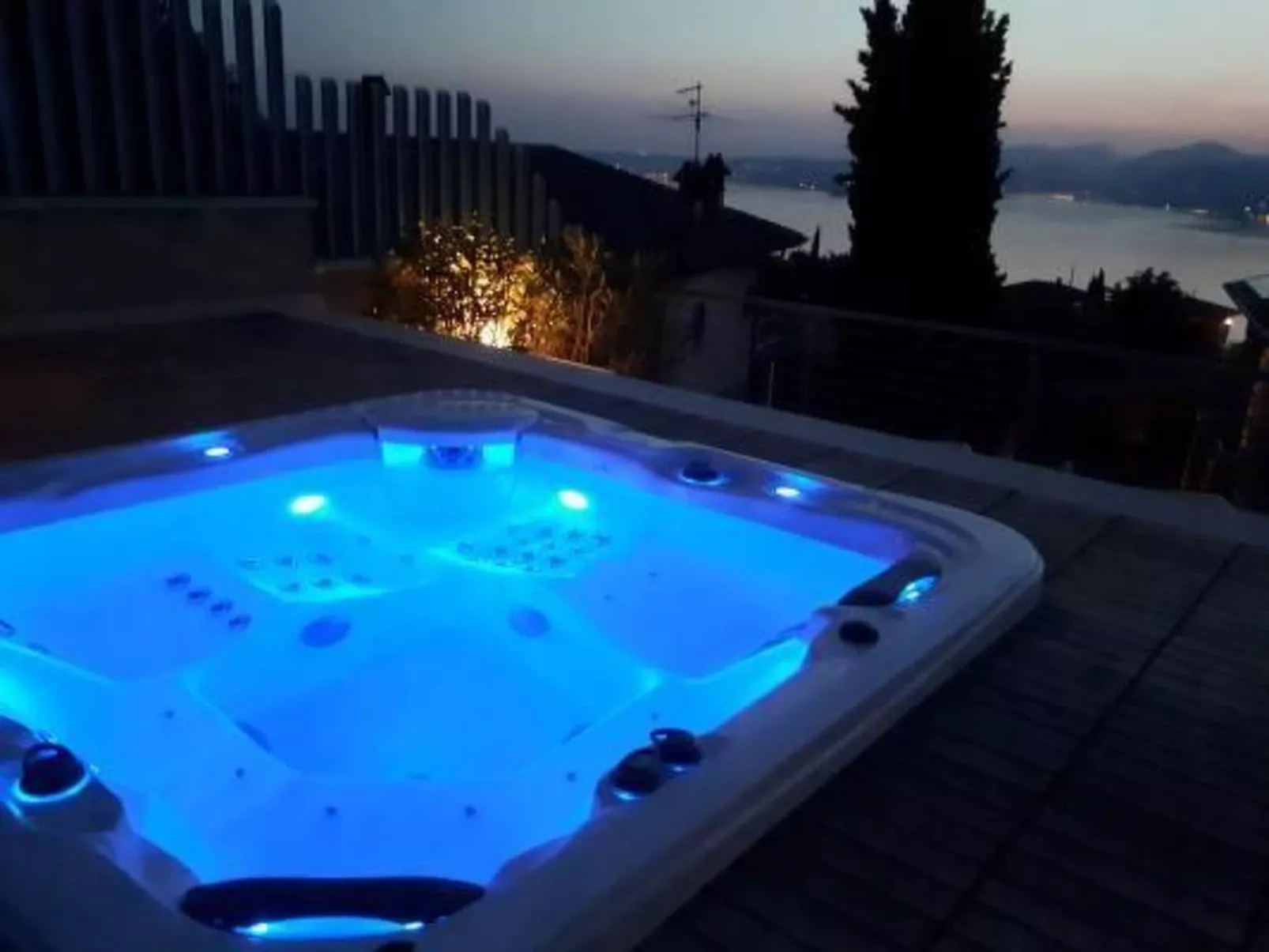 Flacher Sonnenuntergang-Image-tags.info