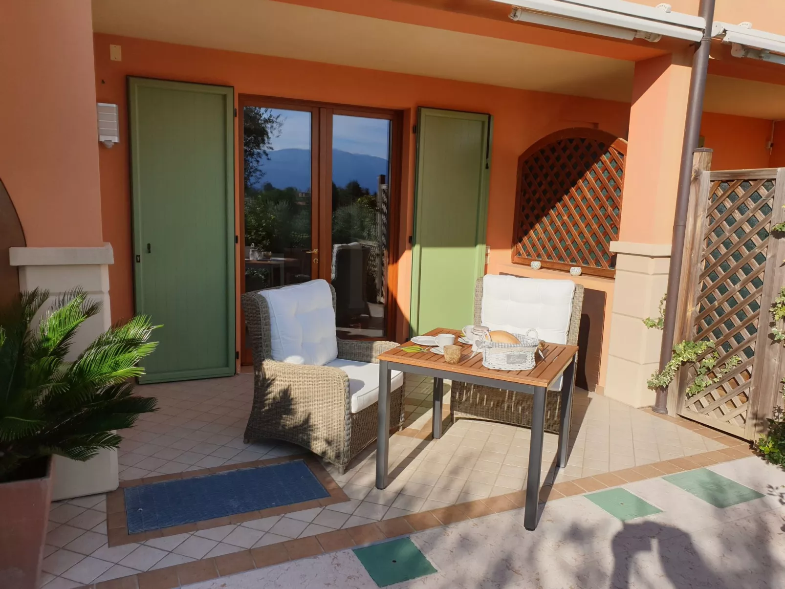 Piccola Perla - Buiten