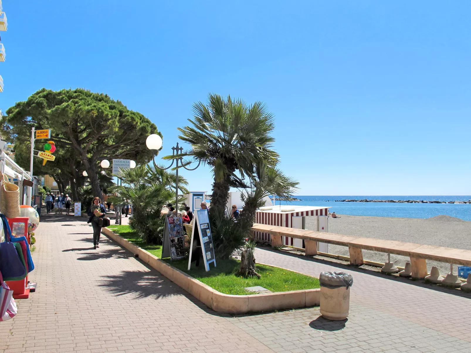 Angenehme Wohnung in San Bartolomeo Al Mare-Omgeving