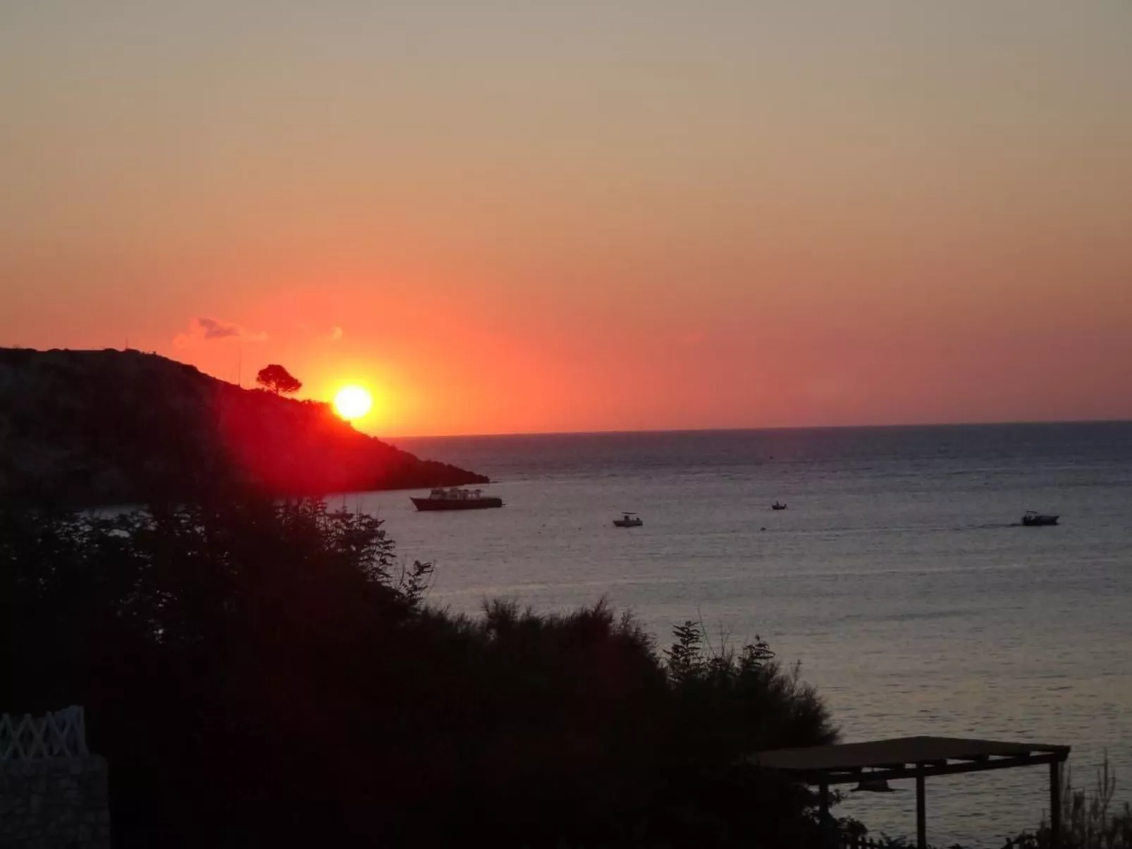 Villa Meris in Castro in Apulien-Image-tags.info