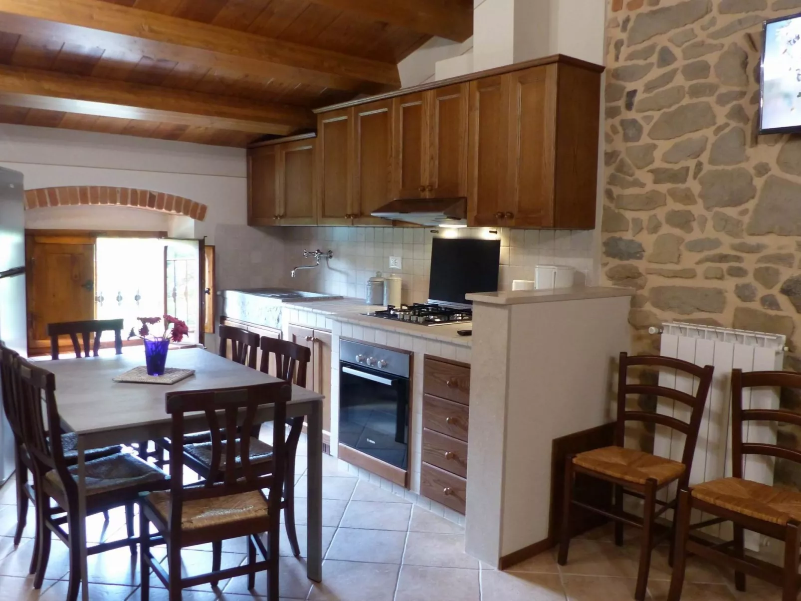 'Case cioni' mit Schwimmbad-Binnen