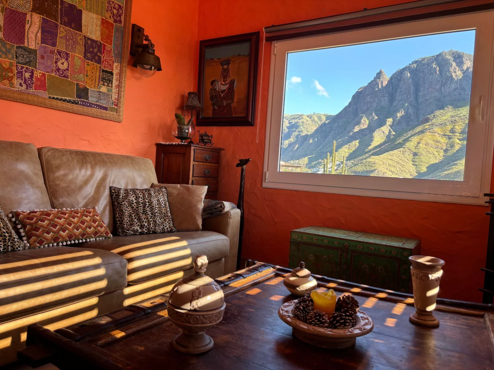 Haus mit Jacuzzi, Blick auf Berge, Meer und Ents-Binnen