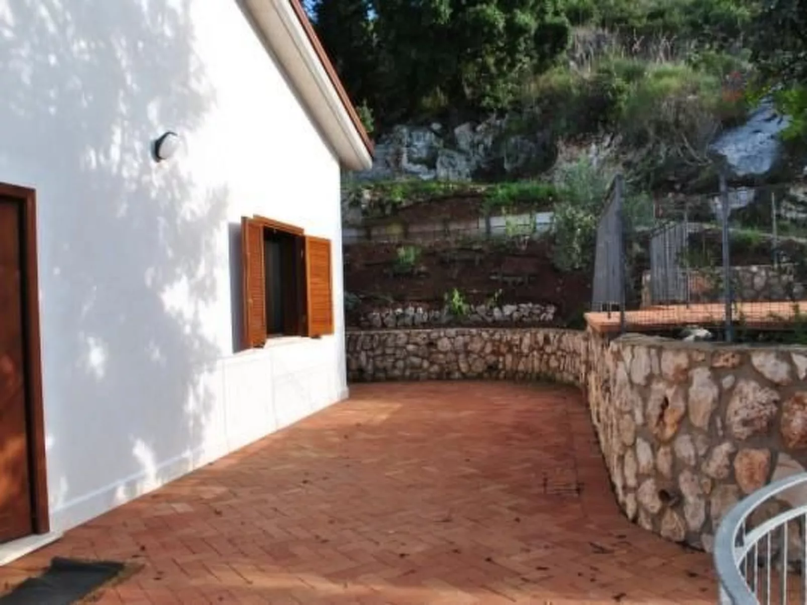 Doppelhaushälfte mit Gemeinschaftspool-Buiten