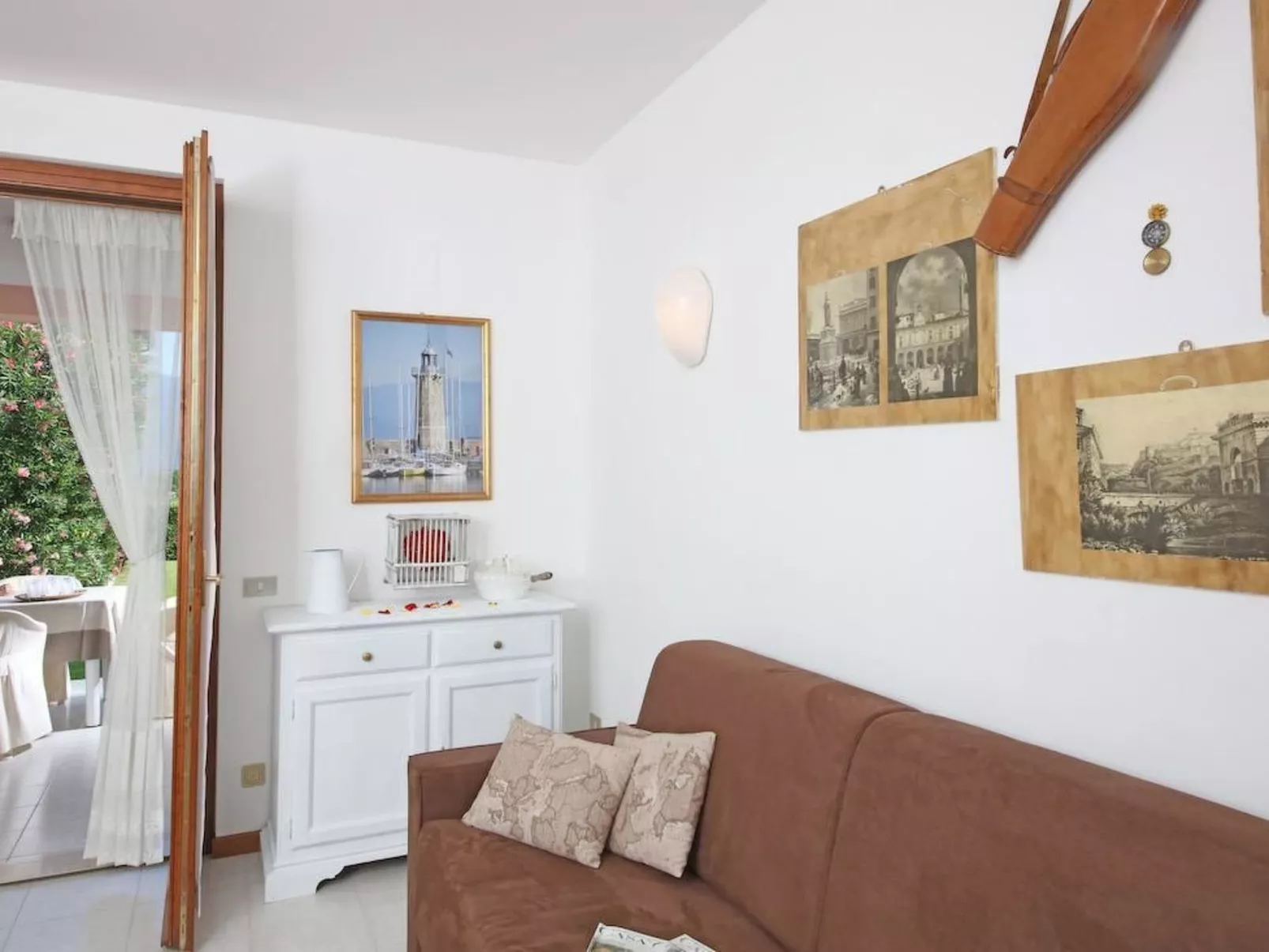 Wohnung mit Privatparkplatz und Aussicht-Binnen