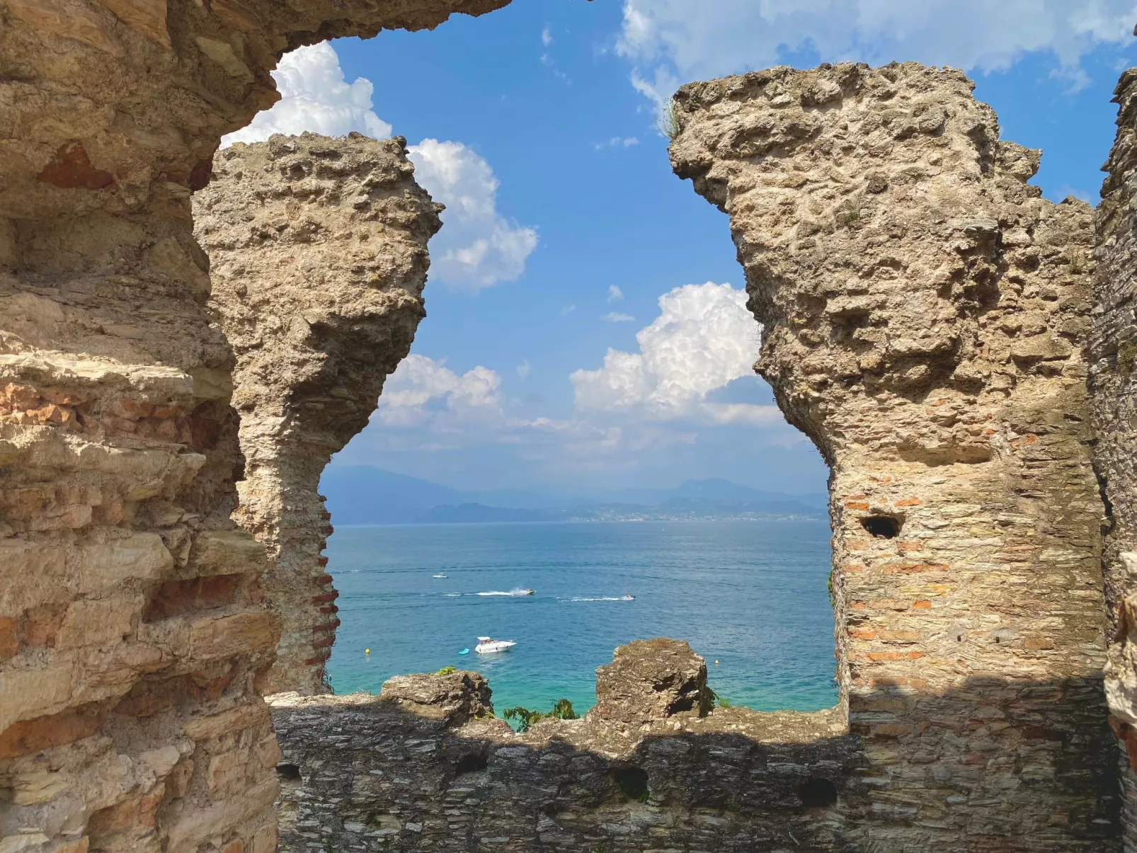 Gemütliche Zweizimmerwohnung mit Balkon-Buiten