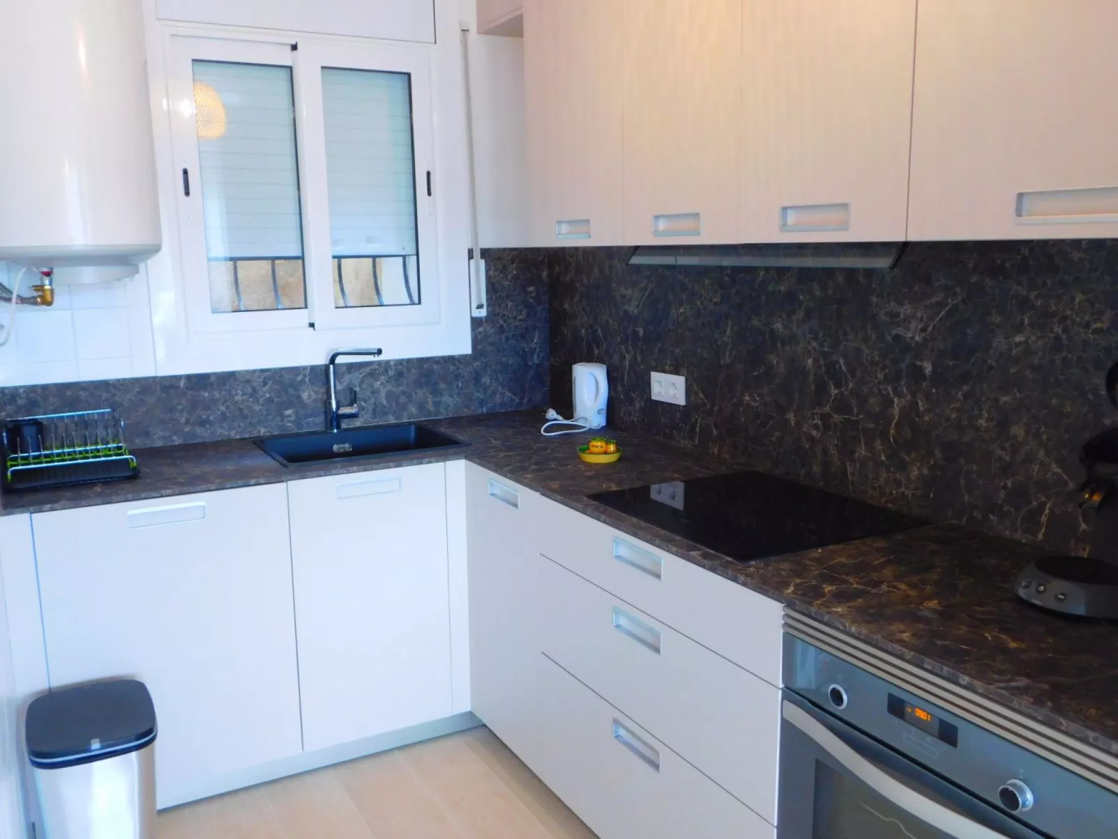 A-239 Ferienwohnung, Meerblick, Roses-Image-tags.info