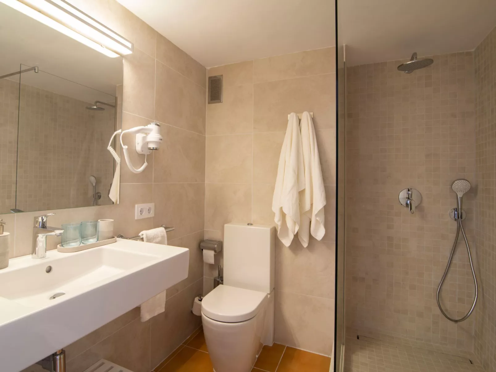 Wohnung 'Can Serol' mit eigener Terrasse-Binnen