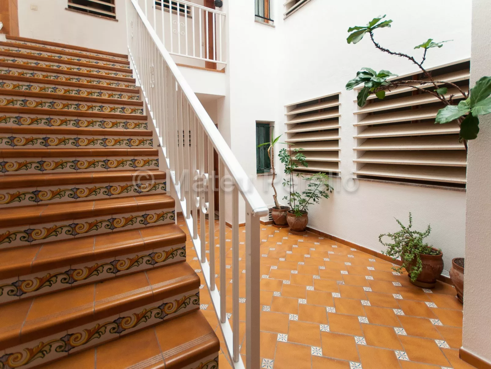 OB5-Wohnung mit 2 Doppelzimmern und Balkon-Binnen