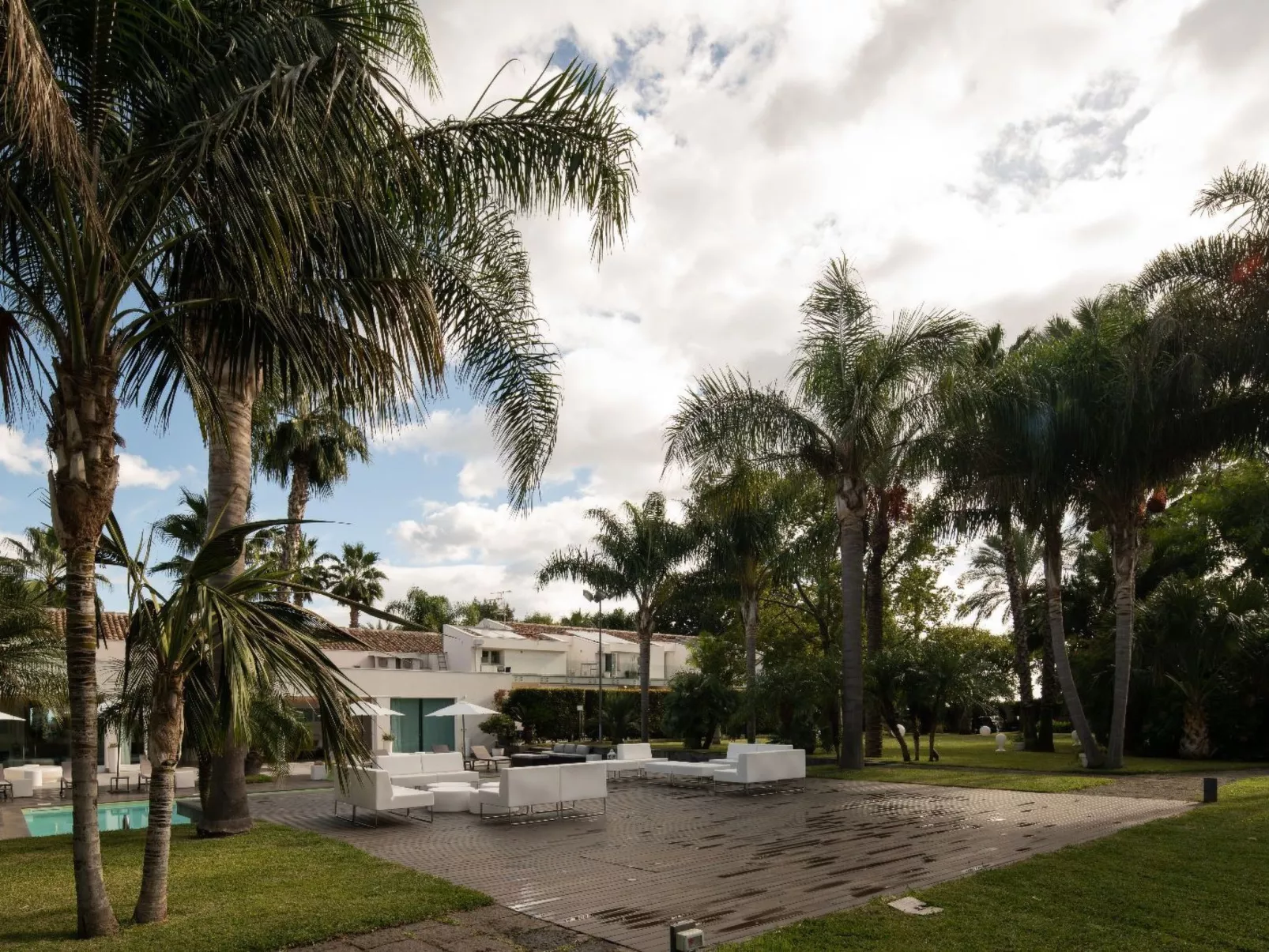 Villa Carlino Holiday-Buiten