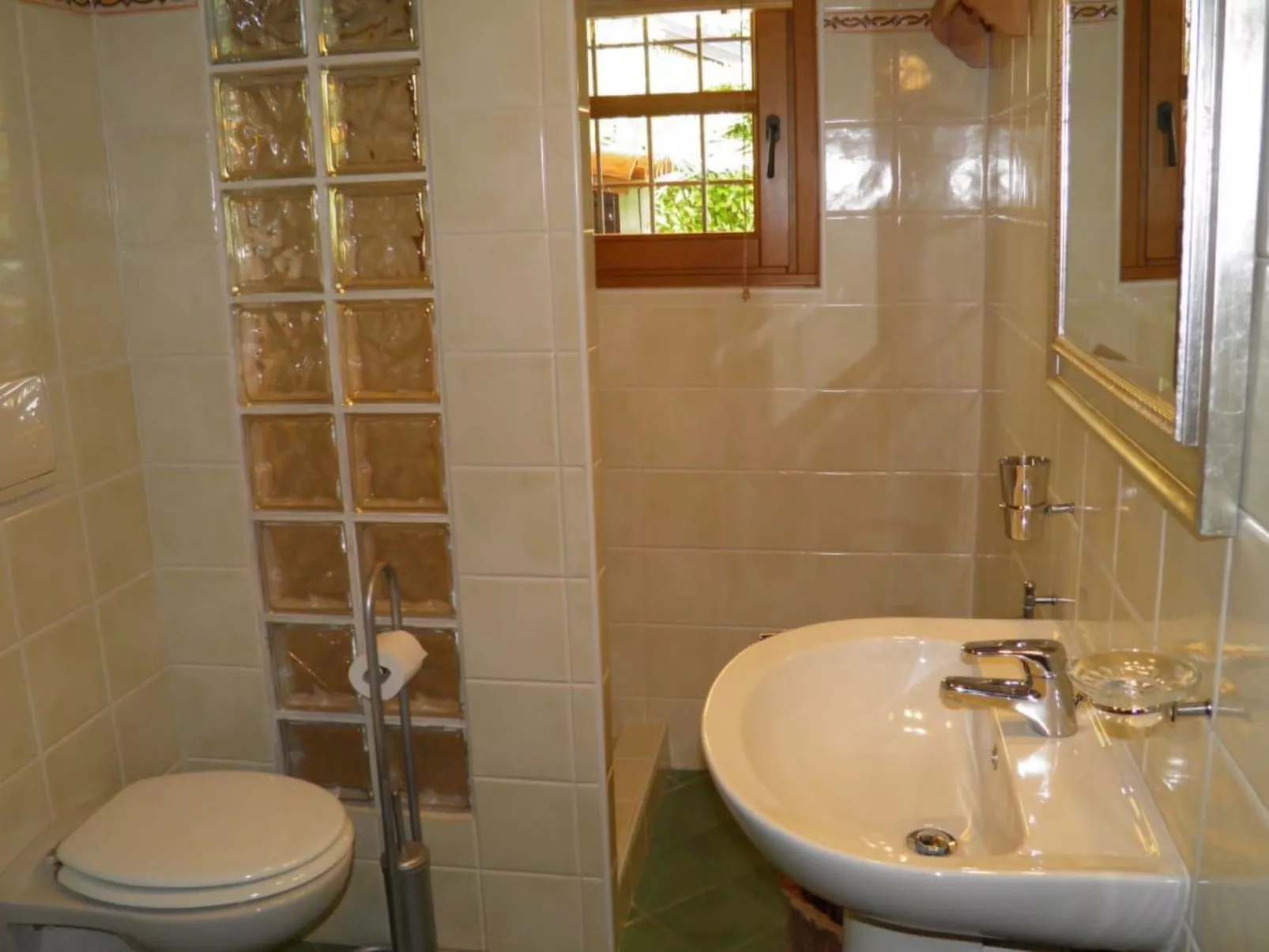 Ribolla-Image-tags.info