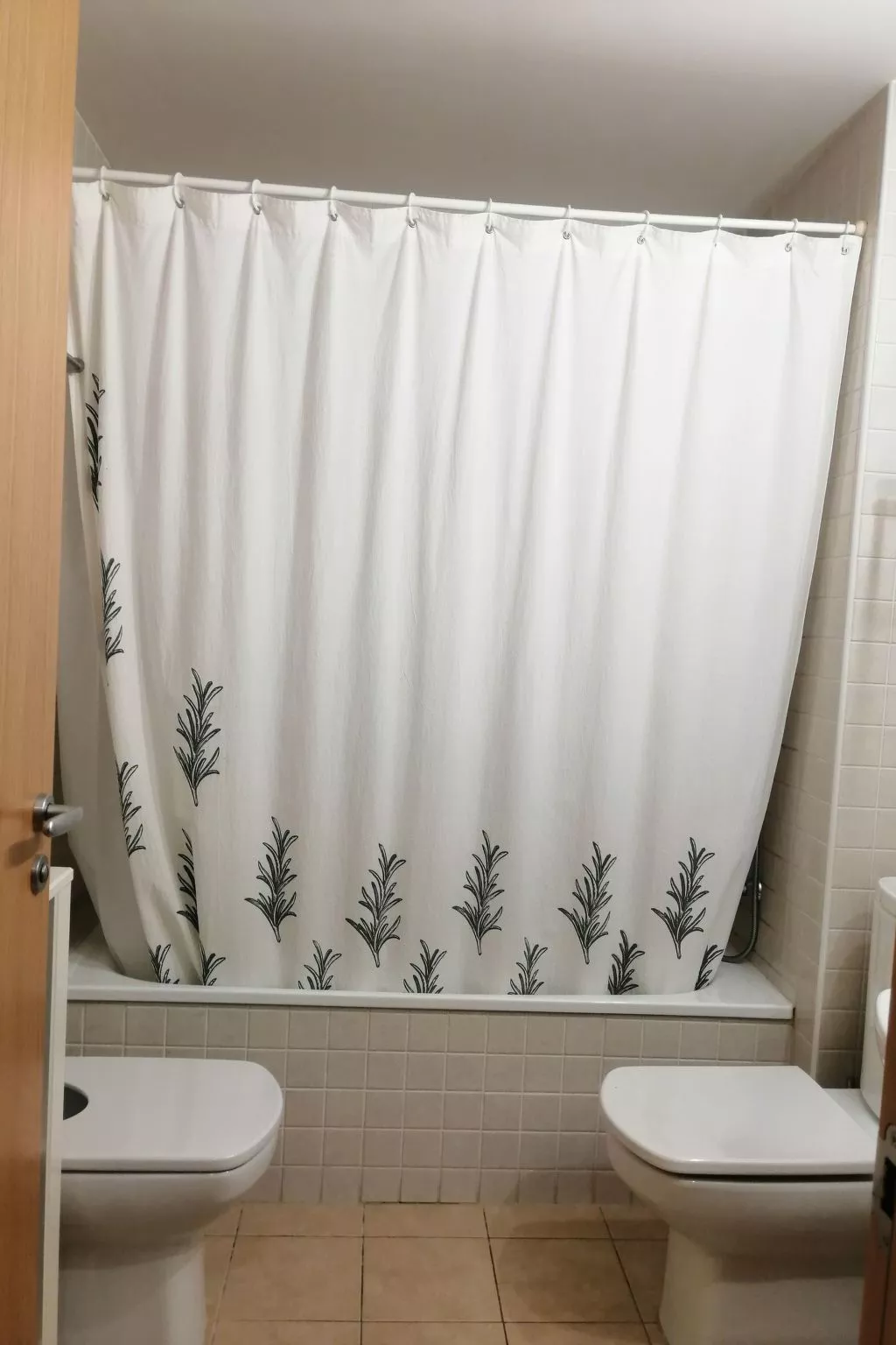 Erdgeschosswohnung Aüt 1 mit privatem Garten in Vall de Boí-Binnen