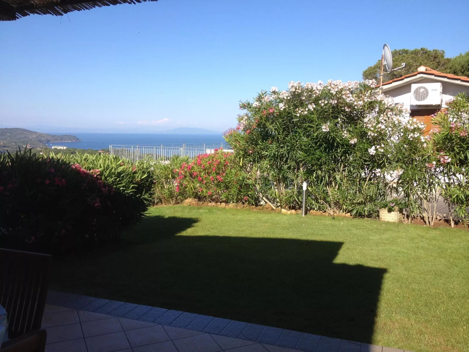 Gemütliches Appartement in Capoliveri mit Grill und Terrasse-Image-tags.info