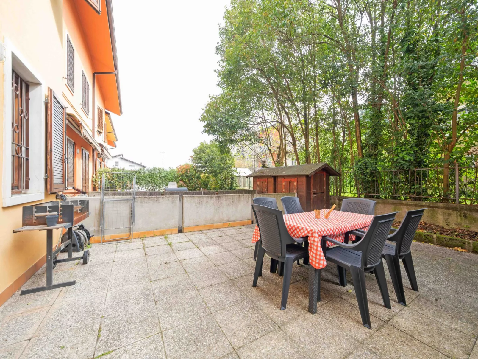 Casa Ruby - Geräumige Wohnung mit Pool-Buiten