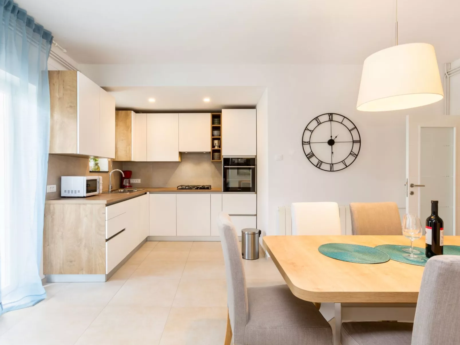 Tia, Wohnung mit Pool-Binnen