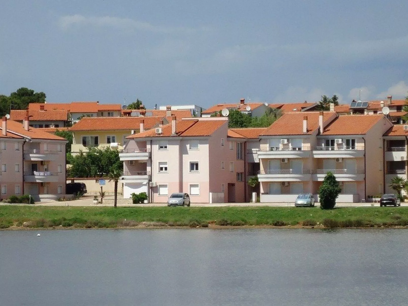 Modernes und komfortables Wohnen in der Wohnung-Buiten