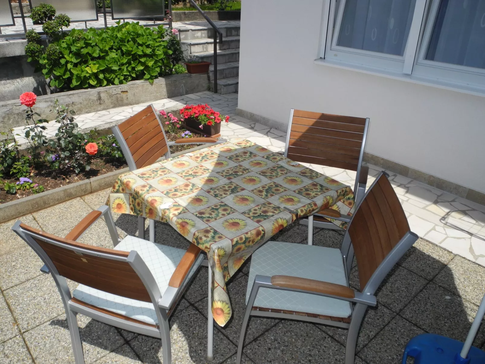 Wohnung in Crikvenica mit Terrasse-Buiten