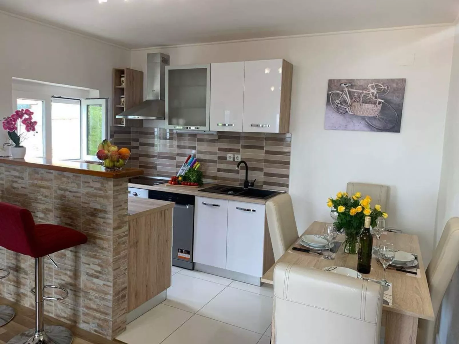 Appartement mit Jacuzzi und Meerblick