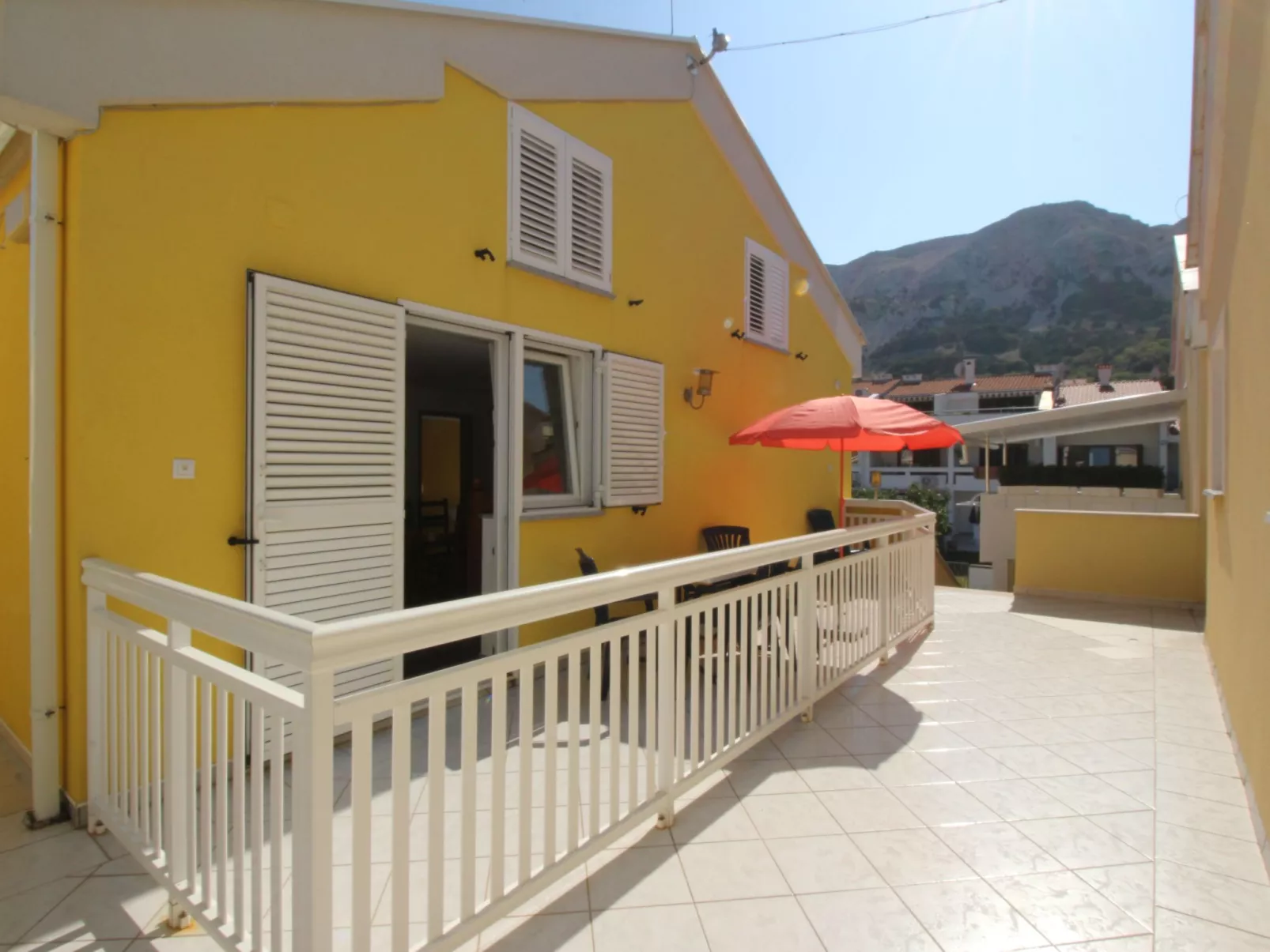 Appartement in Baška mit Eigener Terrasse-Buiten