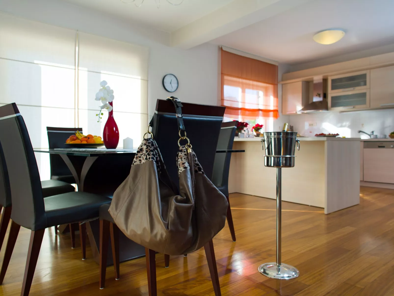 Ferienvilla mit Garten, Grill und Terrasse-Binnen