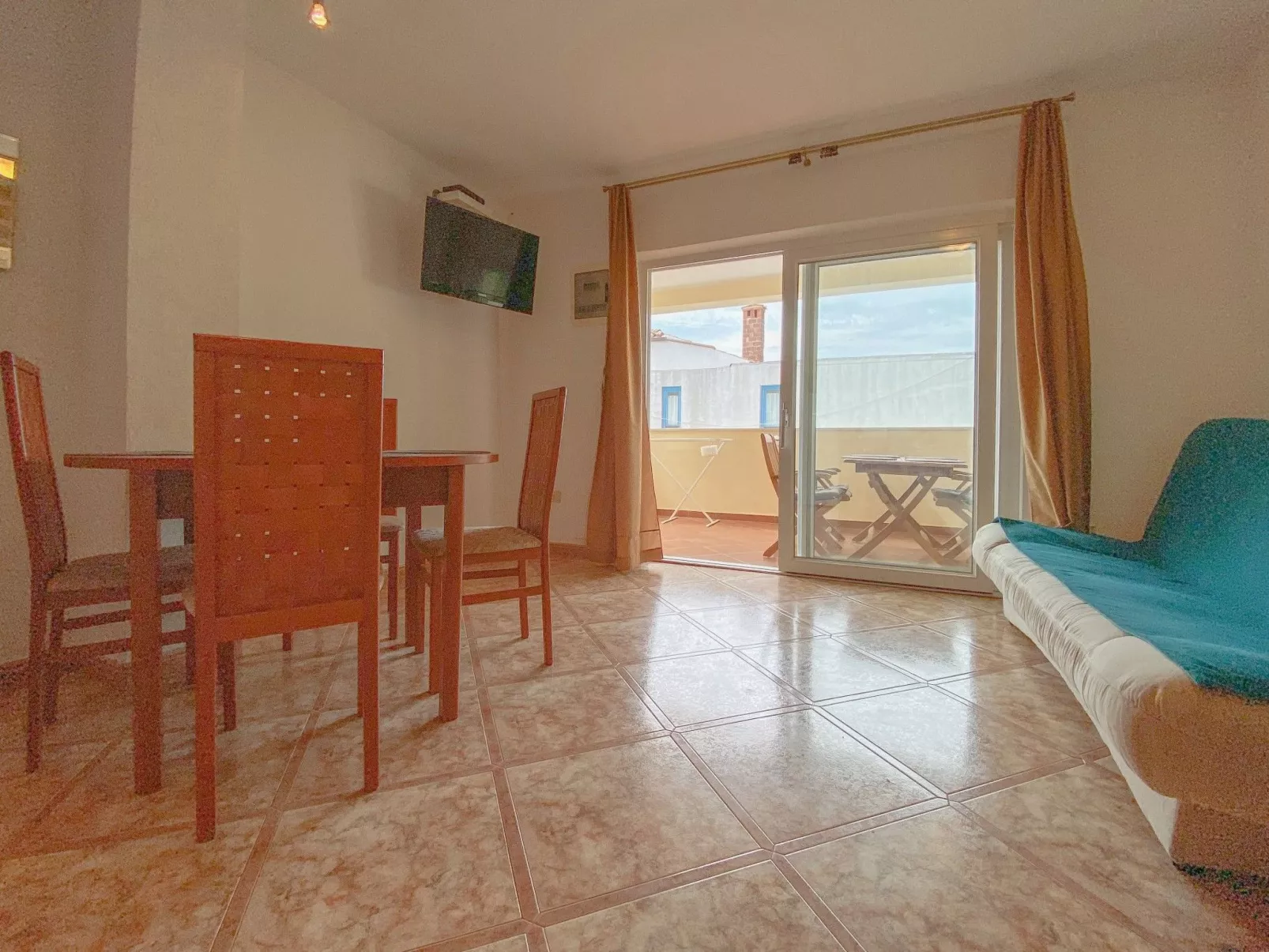 Wohnung "Viviana" direkt am Strand-Binnen