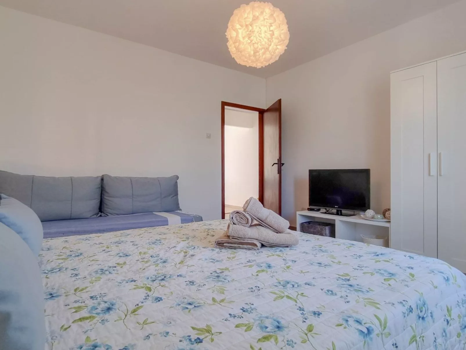 Wohnung "Ester" mit Balkon-Image-tags.info