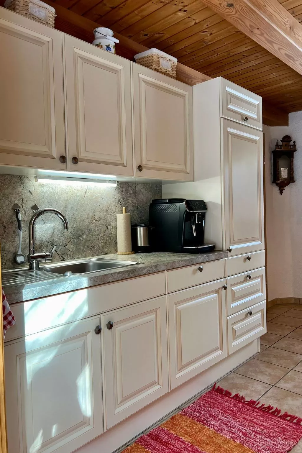 Umundumhütte-Binnen