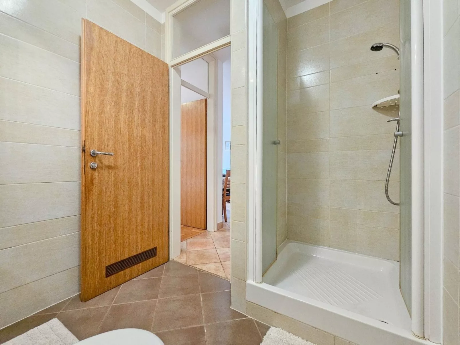 Wohnung "Senka" direkt am Strand-Binnen