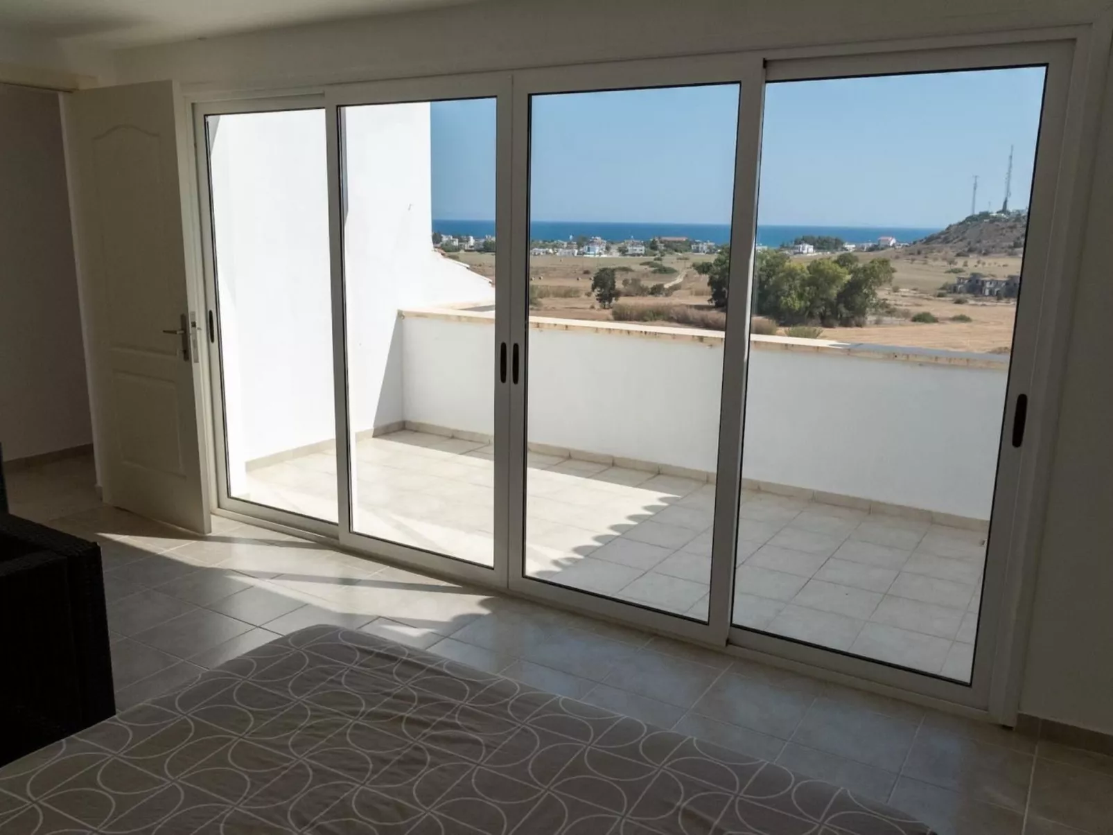 Penthouse mit Panoramablick-Image-tags.info