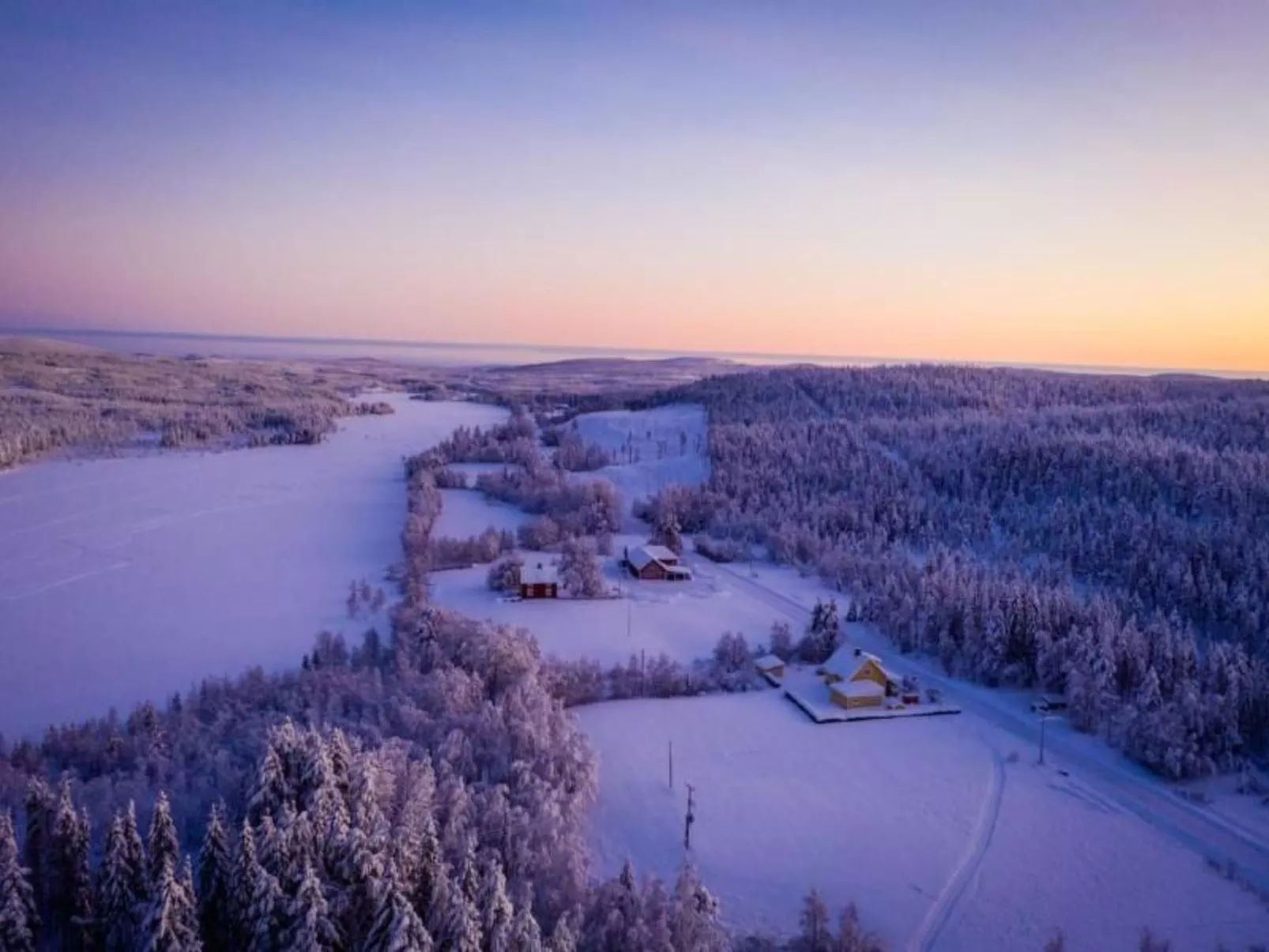 Gemütliches Ferienhaus in der Wildnis Lapplands-Image-tags.info