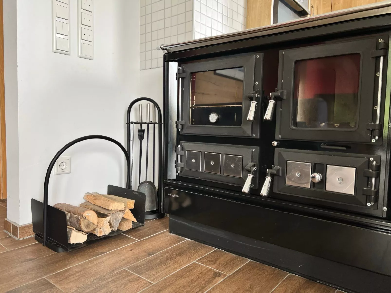 Freistehendes Ferienhaus mit Blick auf den See-Binnen