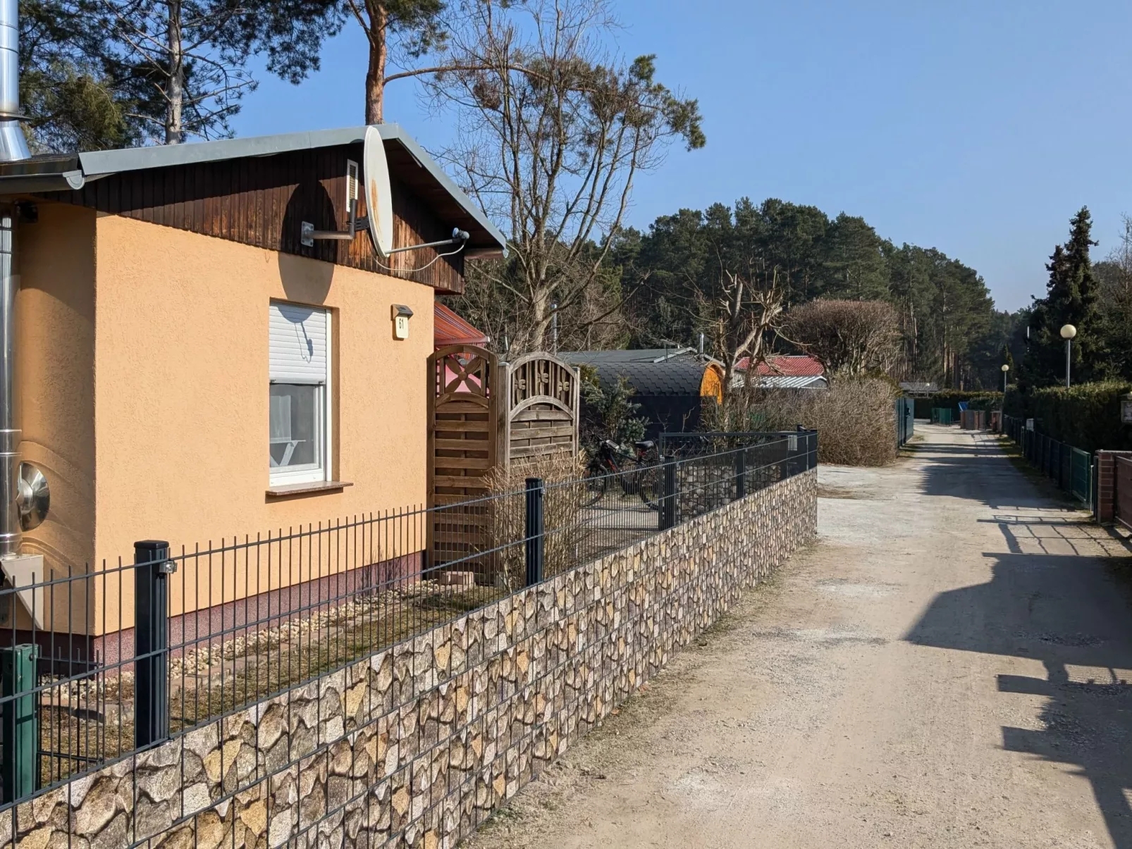 Mit Garten, Grill und Terrasse-Buiten