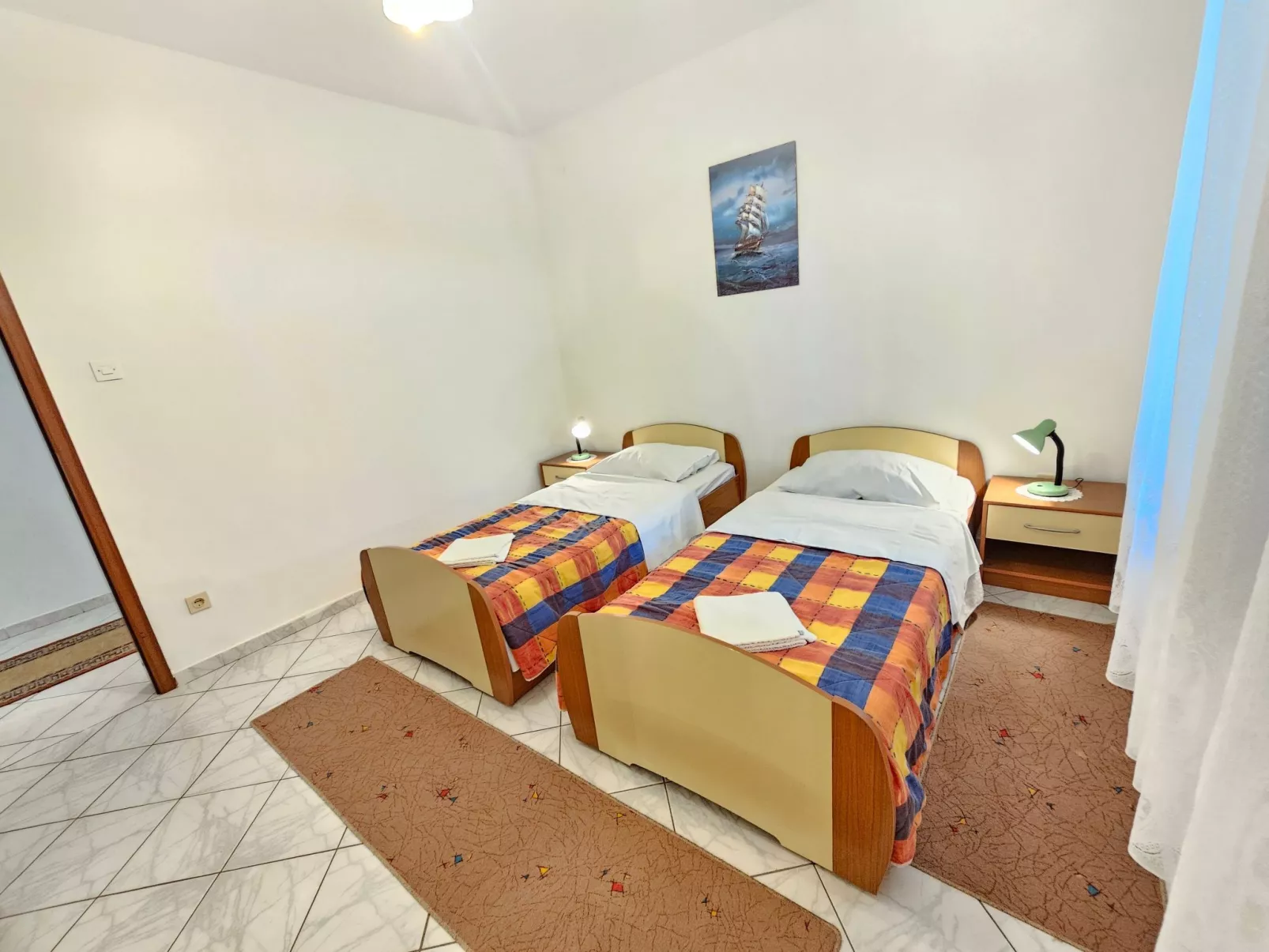 In Novi Vinodolski mit Grill, Garten und Terrasse-Binnen